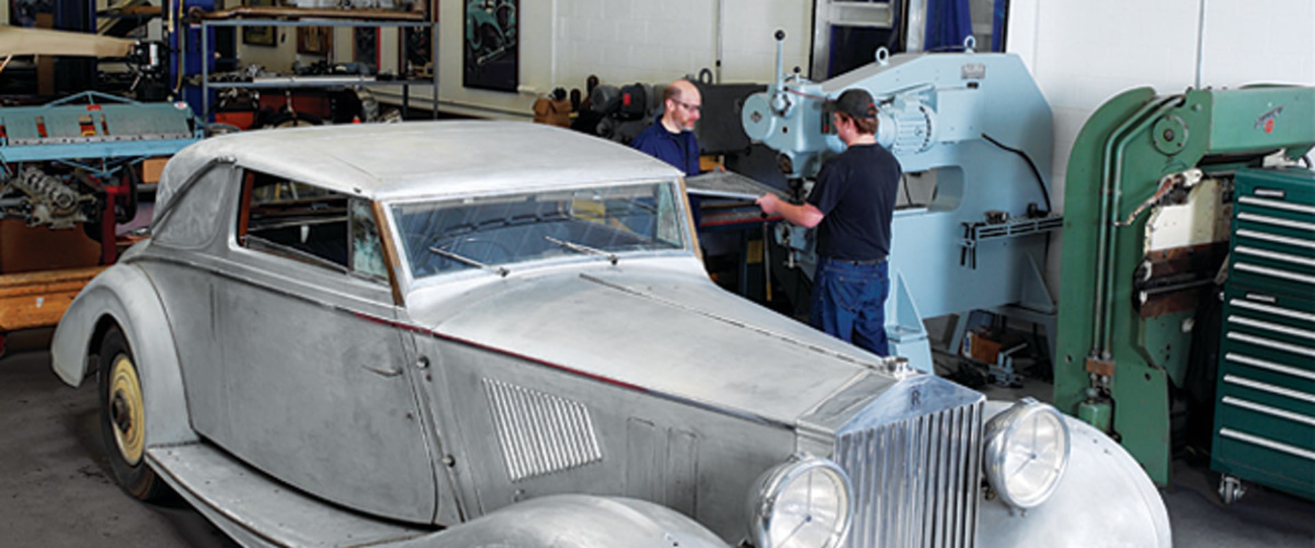 Retouching and Restoring Old Vintage Motor Photos